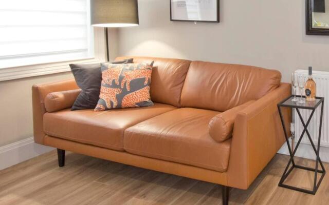 Blackbird Luxury 2 Bed Accommodation Room 7