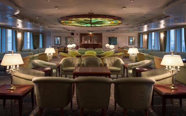 Hotelships Holland