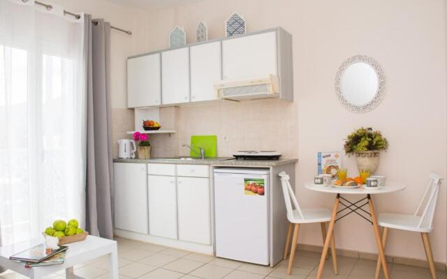 Windmill Beach Apts II by Estia