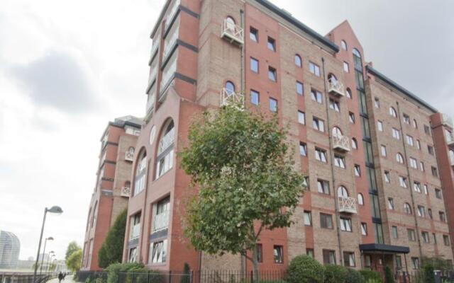 Sailmakers Court