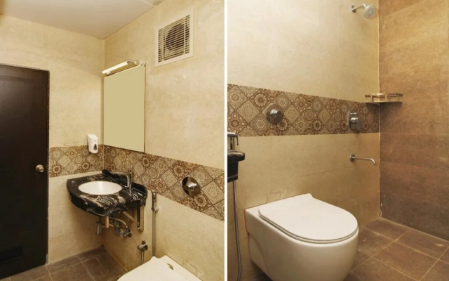 Capital O 71843 Grand Sindhura