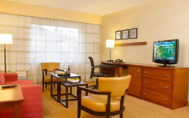 Courtyard by Marriott Philadelphia Langhorne