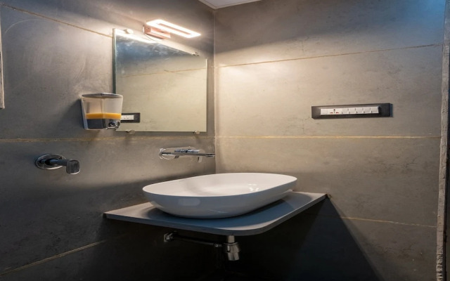 VITS Select Casuarina Diveagar