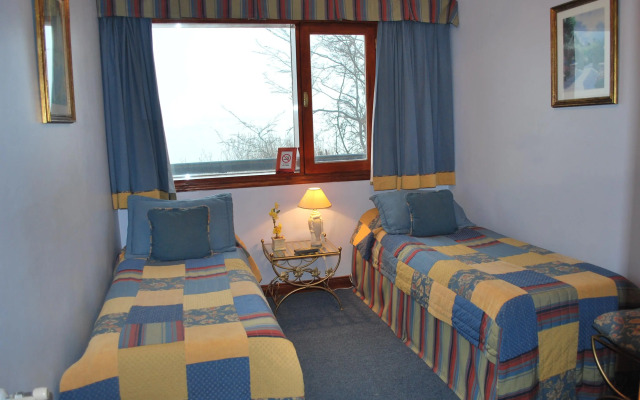 Hosteria Residencia Linares