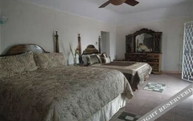 Sugarmill Bed & Breakfast