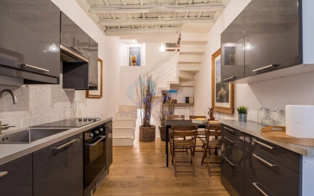 Cozy Entire Apt Close To Piazza Trilussa