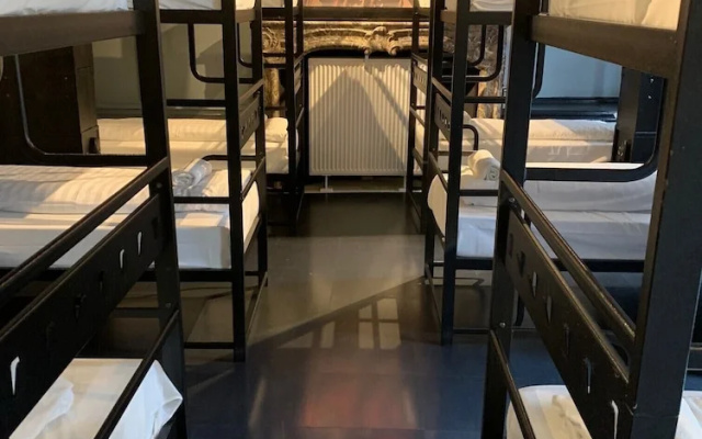 Heart Of Amsterdam - Hostel