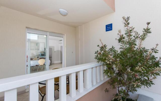 Apartment Lara Iva