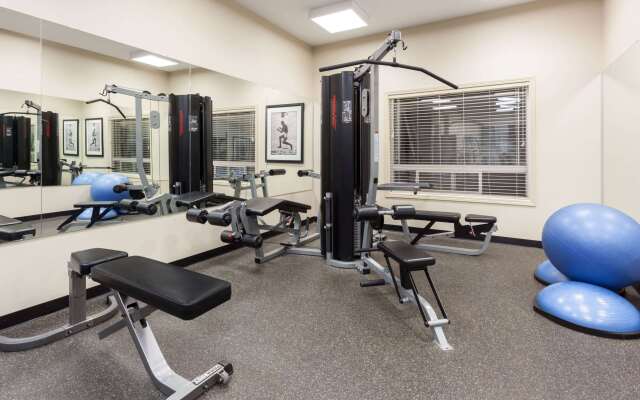 Ramada by Wyndham Weyburn