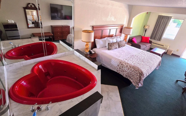 Garden Inn & Suites
