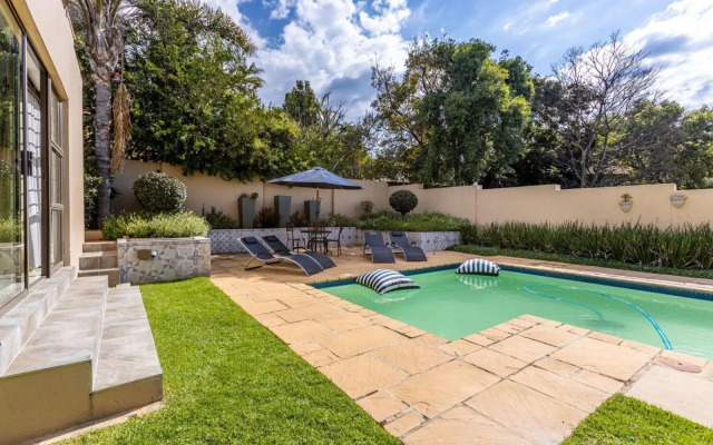 Fleur de Lis Guesthouse