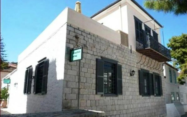 Phaedra Hotel