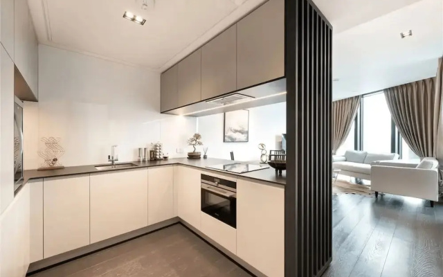 One-Bedroom Balcony Apartment City View