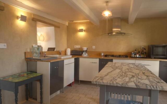 Maison Le Palais, 4 pièces, 6 personnes - FR-1-418-64