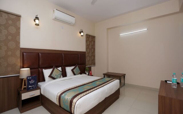 OYO 13435 Atithi Suites