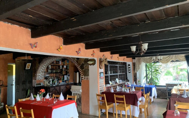 Hotel Bahia Atitlan