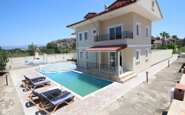 Mutlu Yasam Villa Gulpinar 1