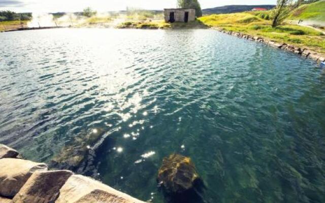 Garður Stay Inn by the Secret Lagoon