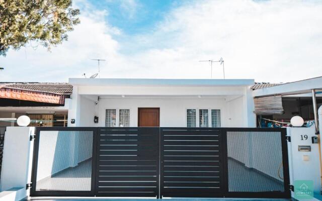 Jomstay Muji 19 Homestay Ipoh Garden