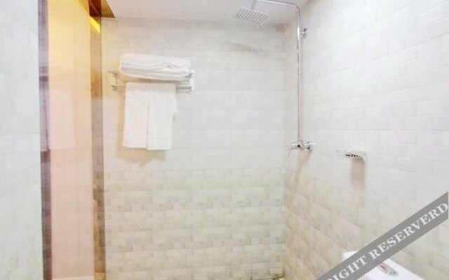 Qingdao 7 Nights Hotel