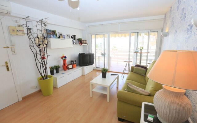 Apartamento Acogedor Para 8 Personas en Salou