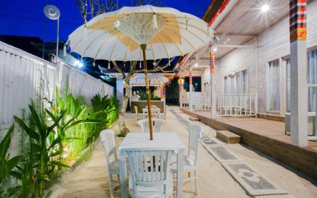 The Waterfront Beach House