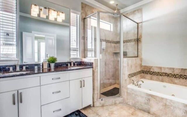 Stylish Three Story Oak Lawn House