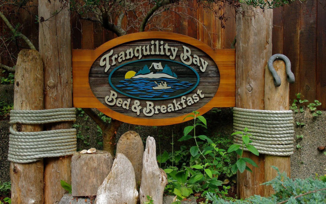 Tranquility Bay Waterfront Inn