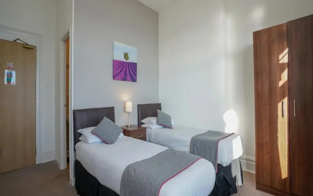OYO Shanklin Beach Hotel