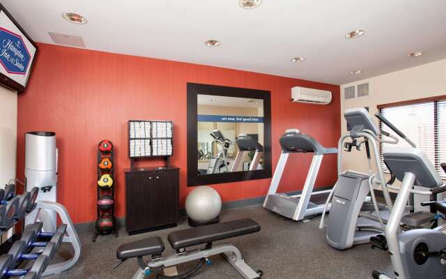 Hampton Inn & Suites Chicago/St. Charles