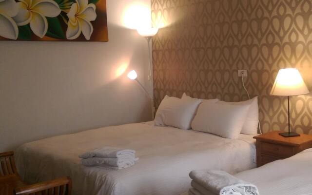Golden Beach Inn II