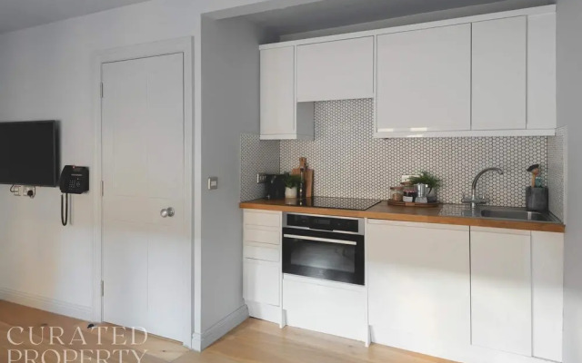St Catherine s Hospital - Superior Apartment