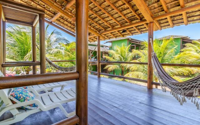 IT10 Bangalô Duplex 3 Suítes Pé na Areia