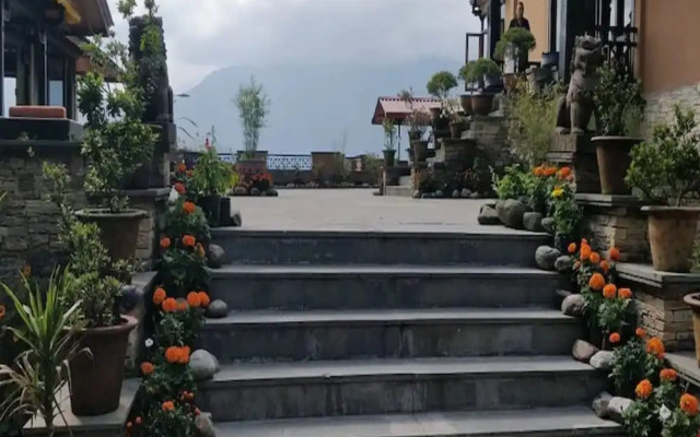 The Chumbi Mountain Retreat