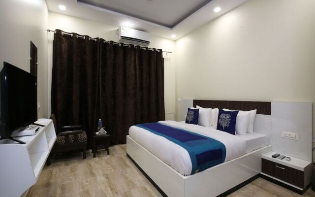 OYO 9940 Shashank Villa