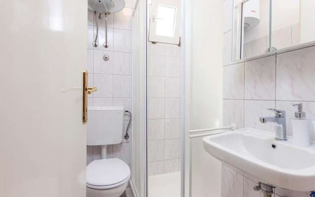 Amazing Home in Duce With Wifi and 2 Bedrooms