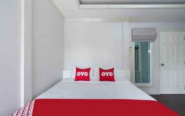 OYO 892 Tg Home