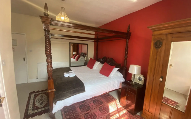 The Old Court Hotel
