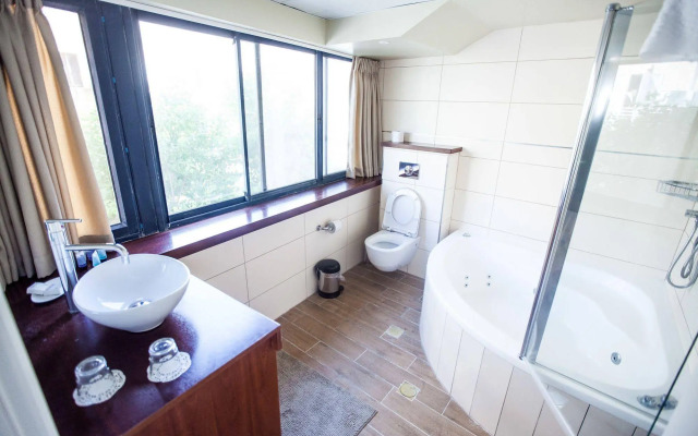 Spirit of Herzl Hotel