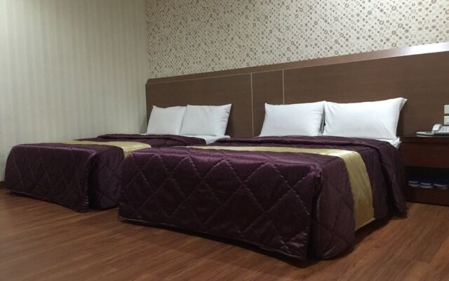 Dock Inn Tainan