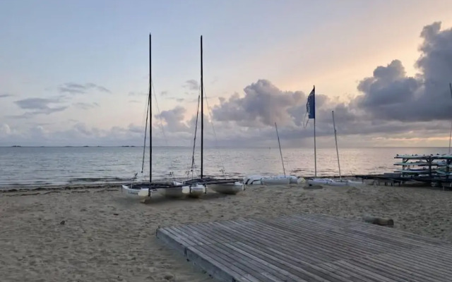 Fohr Huus Modern Retreat