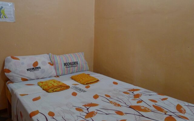 Mochileros Guesthouse
