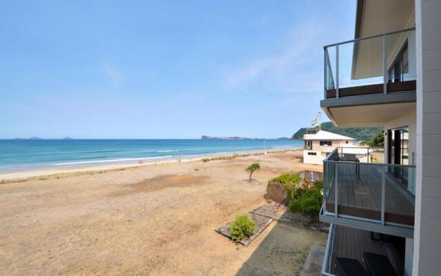 Beachfront Heights - Pauanui Holiday Apartment