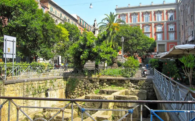 Bed Napoli