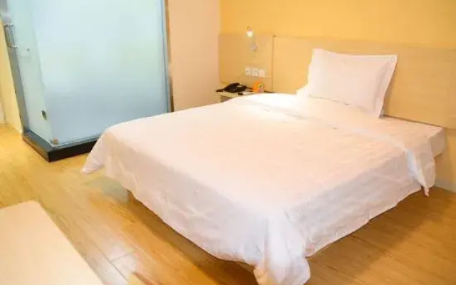 7Days Inn Hotel (Shijiazhuang Zhengding Airport)