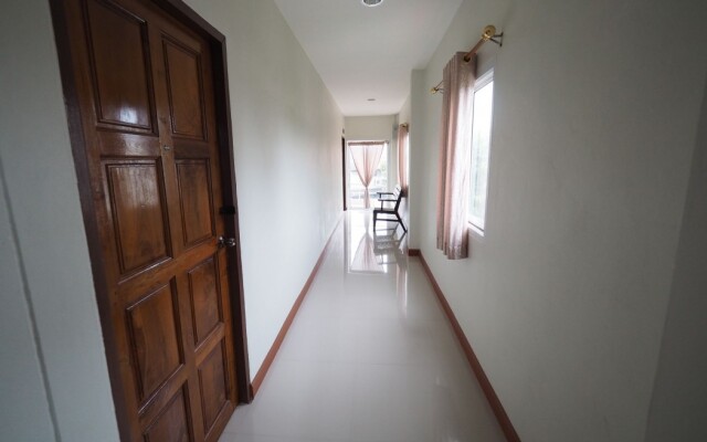 Sornwaree Apartment