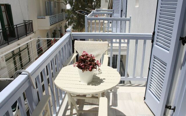 Sanoudos Hotel