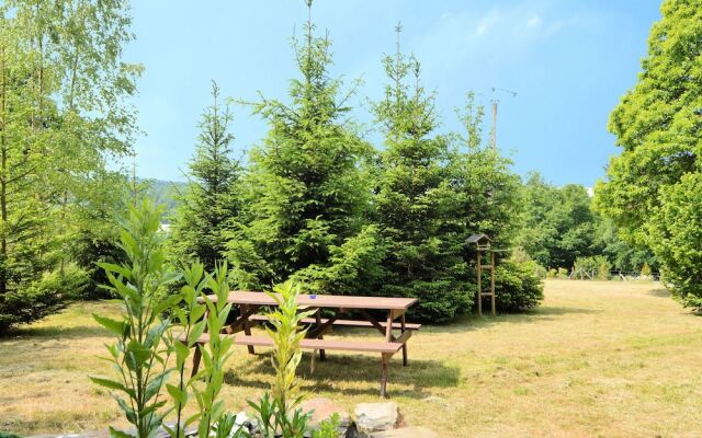 Holiday Home in La Roche-en-ardenne Near Forest