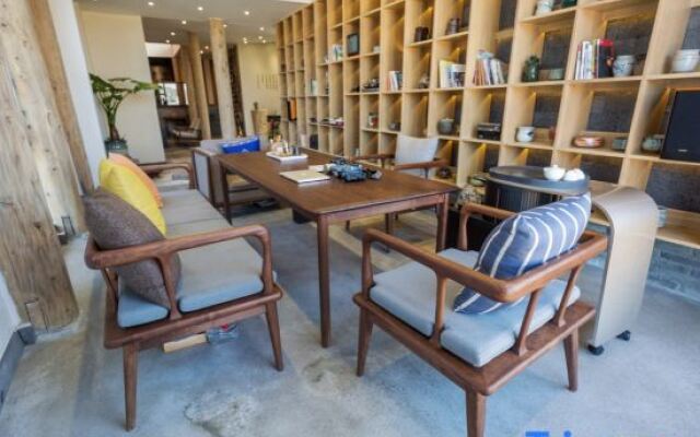 Tengchong Heshun Yuanye Inn