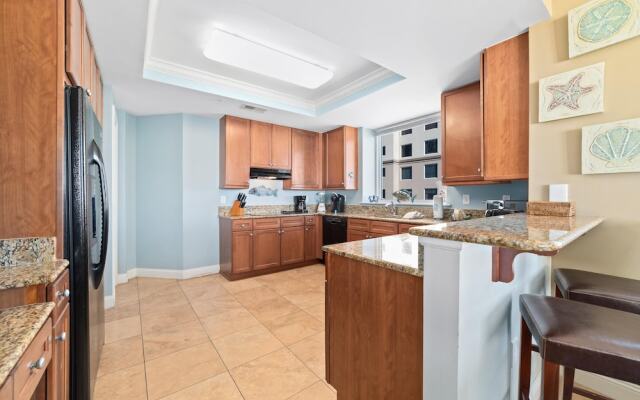 Indigo West 801 With Private Poolside Cabana